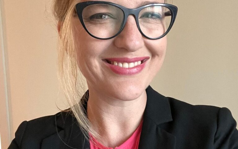 Portrait of Ms. Kimberly Roseberry